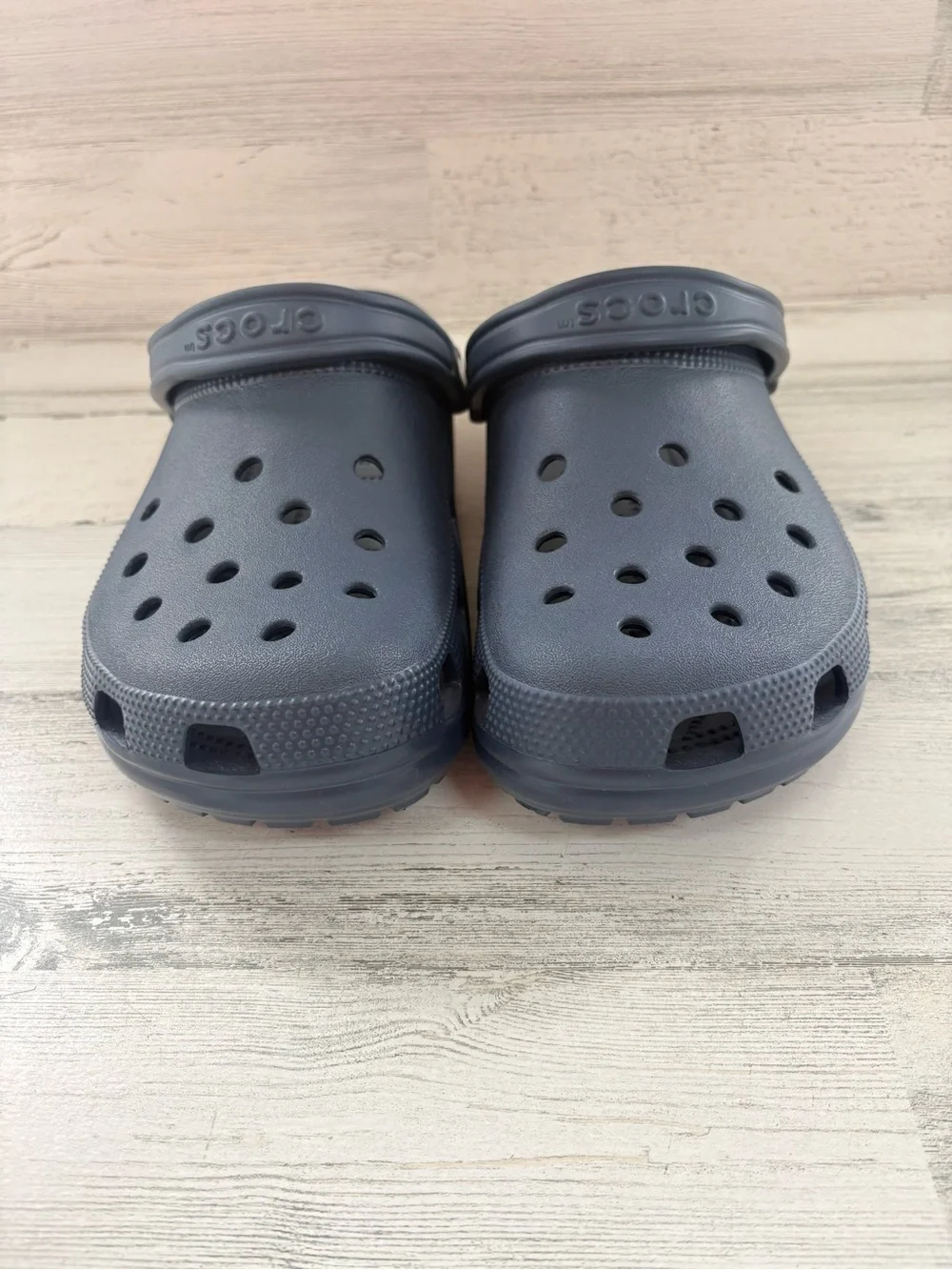 CROCS Classic Clog Unisex Men’s Size 10 Women’s Size 12 Slip On With Back Strap